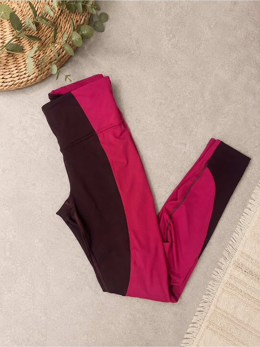 Lululemon Wake & Train Tight – Women's 4 | 28" Inseam